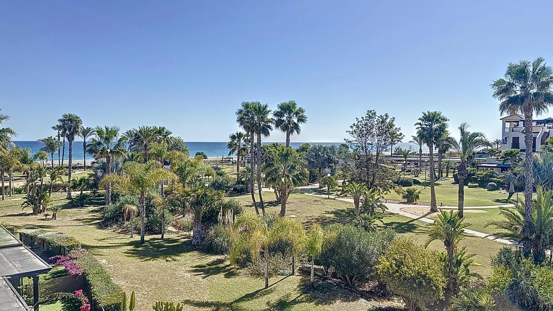 Vive Vera Rentals - Atico En 1º Linea Con Vistas Al Mar 0*,  Spain